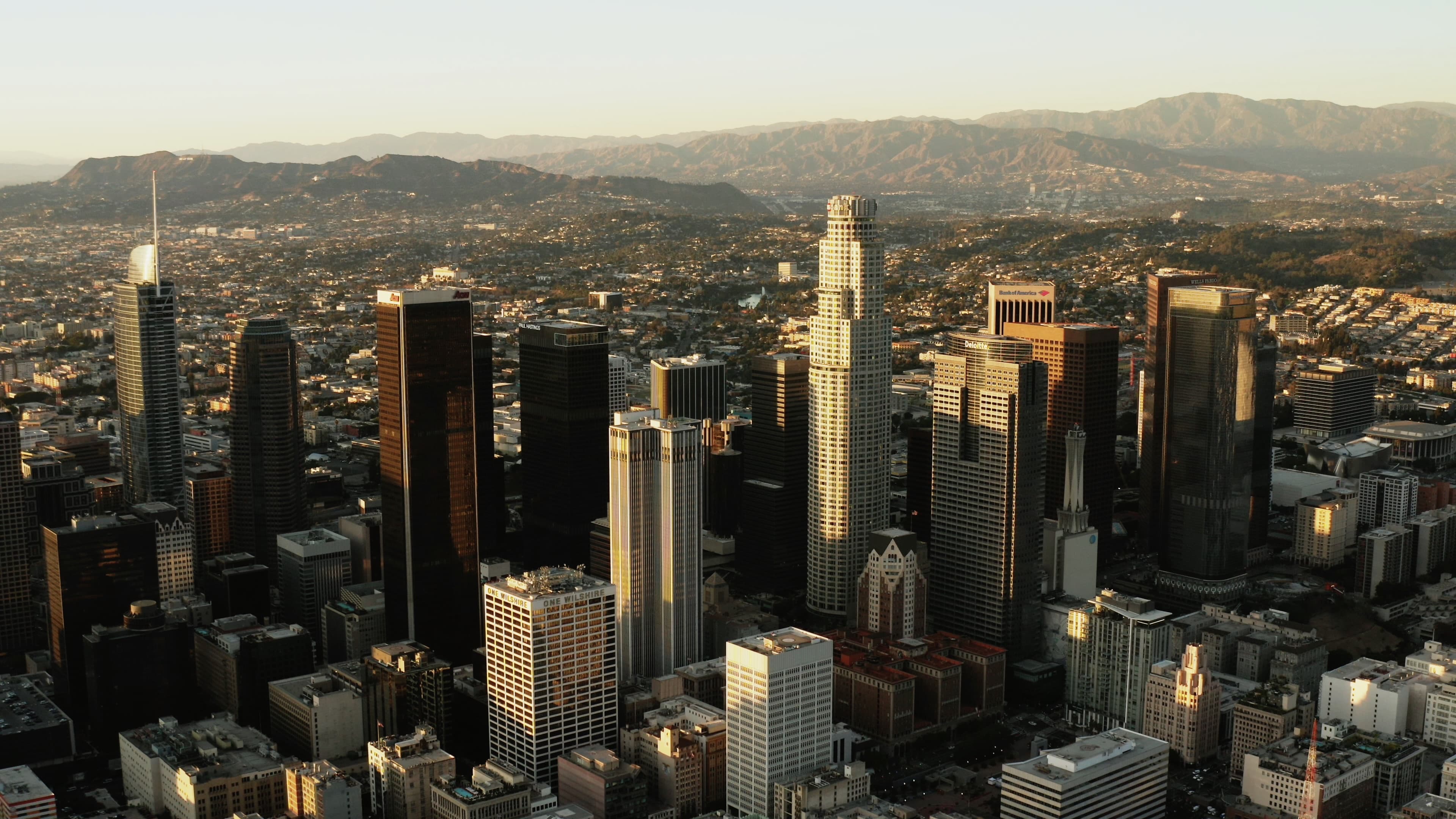 Los Angeles 城市景观 — SAREC 跨境地产资本服务区域